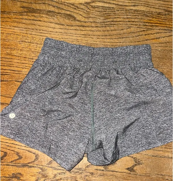 Lululemon Tracker Shorts 3” - Image 2