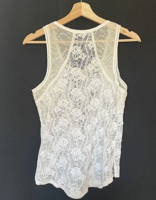 Miss Me Womens White Lace Sleeveless Tank Top M sheer summer top casual floral - Image 8