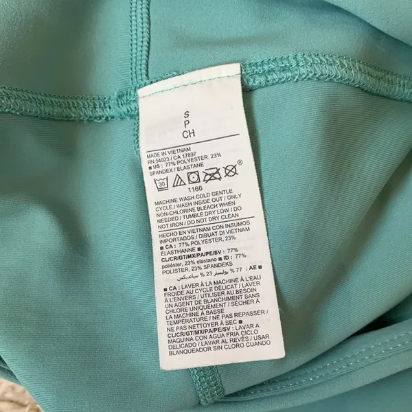 Old Navy Bike Shorts - Image 4