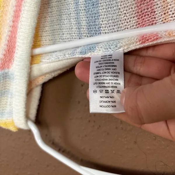 Buc-ees Pastel Striped Knit Baja Hoodie Sweater Womens Large Multicolor Logo - Image 6