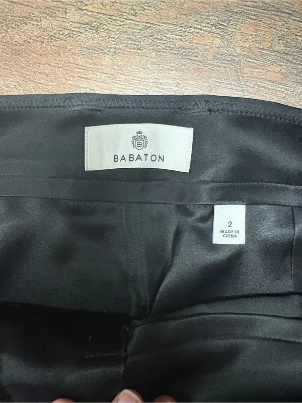 Babaton Aritzia Refined Satin Cargo Pant In Black Size 2 - Image 5