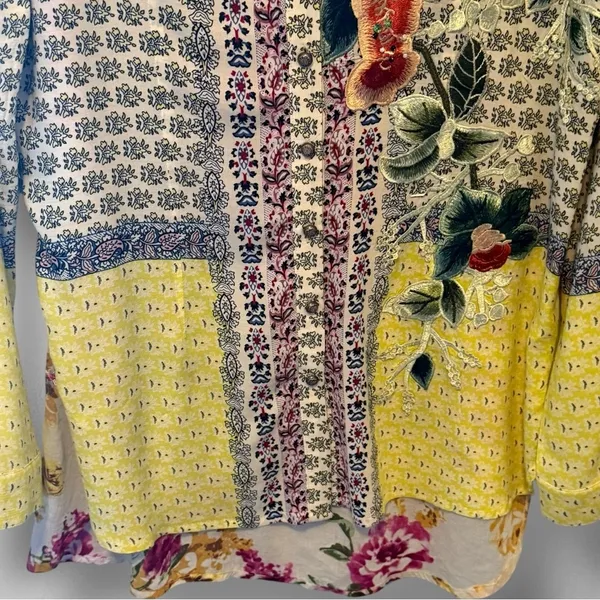 Crash & Burn Embroidered Blouse Yellow Size M - Image 4