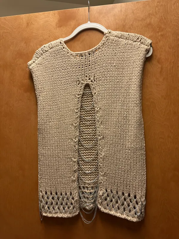 Zara knit tank top knit tank top sweater, open back detail - Image 2
