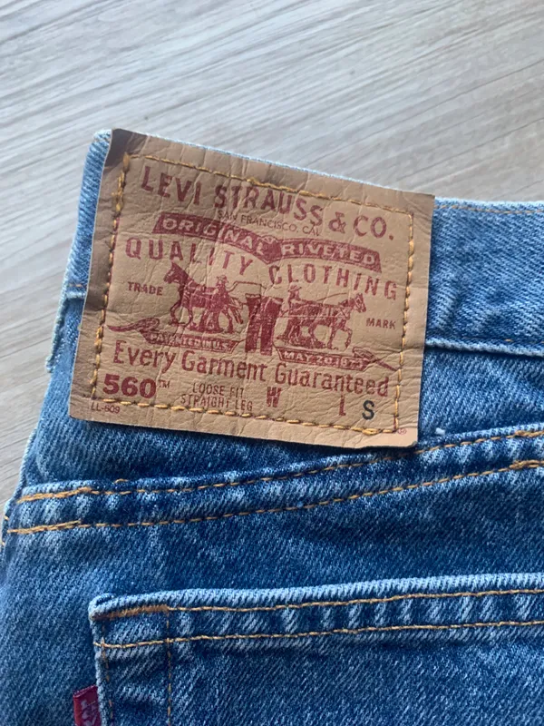 Vintage 560 Levi's jeans - Image 3