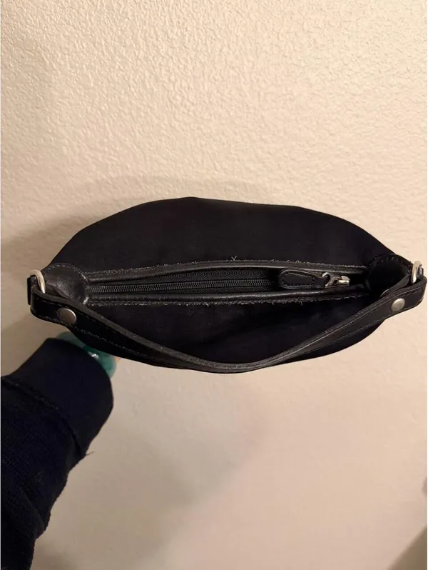 Vintage Black Mini Coach Purse - Image 4