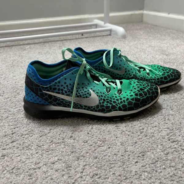 Nike Women’s Green and Blue Gradient Free TR Fit 5 Print Athletic Sneakers - Image 2