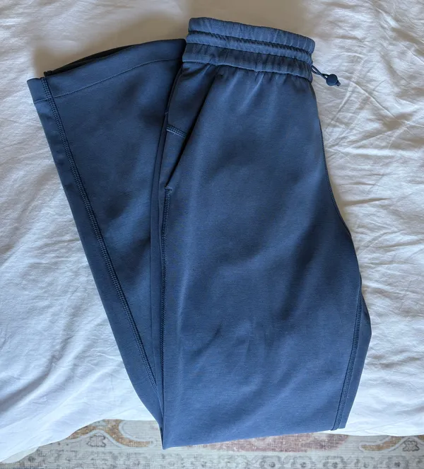 Lululemon Softstreme High-Rise Pant - Image 2