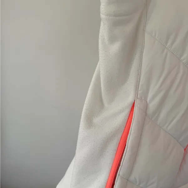 GAP White Puffer Vest with Coral Zipper - Image 3