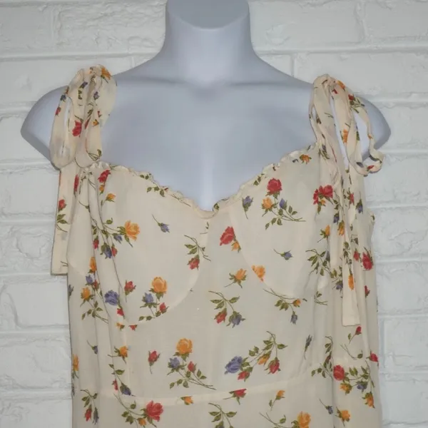 Reformation Nikita Dress Size: 18 Noemi Floral Print Ruffle Feminine - Image 3