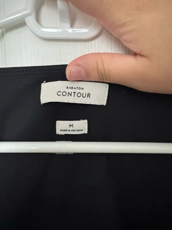 Aritzia Contour Long Sleeve - Image 2