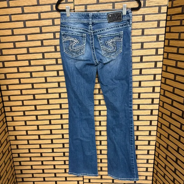 Silver Jeans Suki Jeans Size‎ 25 - Image 2