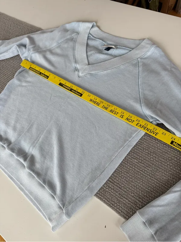 Universal Threads Light Blue Wide V-Neck Off the Shoulder Pullover Sweatshirt S - Image 5