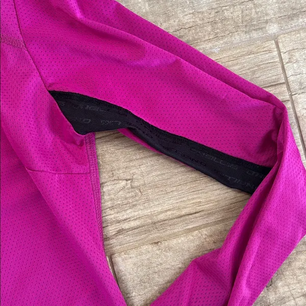 O'Neill 365 Magenta Long Sleeve Work Out Top - Image 4