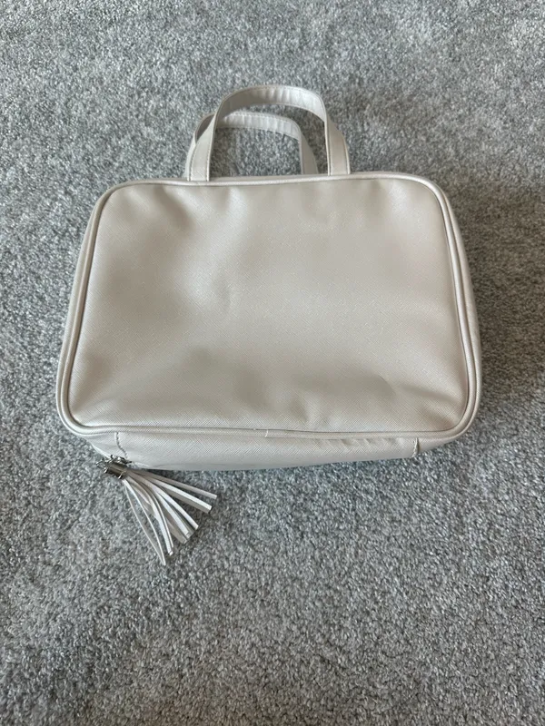 FitGlow Beauty Cosmetic Bag - Image 3