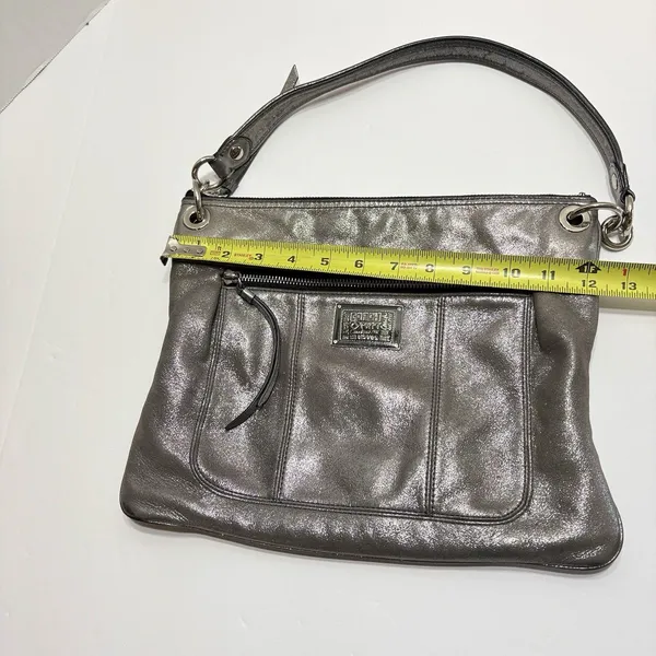 Coach Poppy Metallic Silver Leather Shoulder Bag Purse Logo Vtg Y2K - Image 13