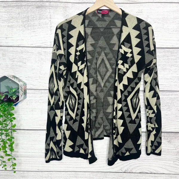 Say What? Black & Cream Aztec Open Front Cardigan Sweater Size Large Southwest - Image 9