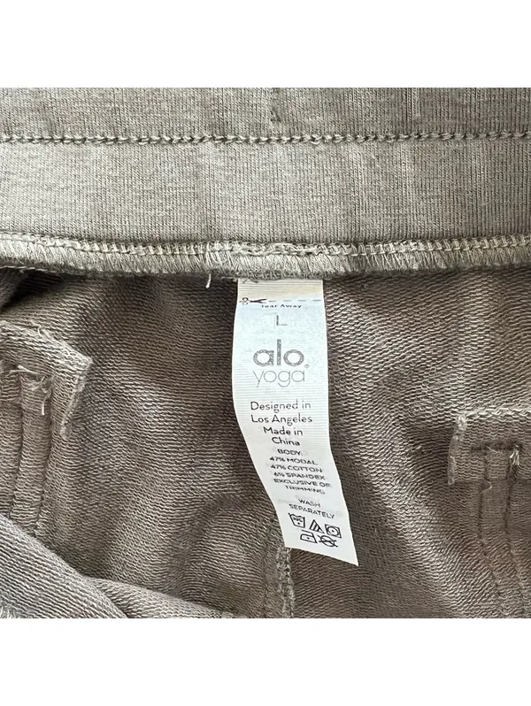 Alo Yoga Unwind Cargo Sweatpants Joggers Tapered Shadow Women's Size Medium - Image 9