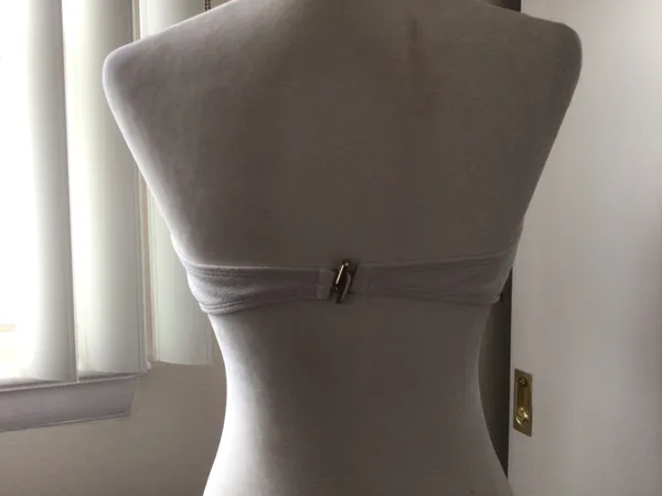 Brazilian Strapless Bandeau White Bikini Top- Sz Med- Nwt - Image 3