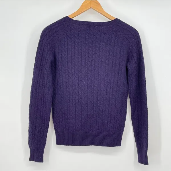 Ann Taylor Purple Cable Knit V Neck 100% Cashmere‎ Sweater Size M Luxury Preppy - Image 2