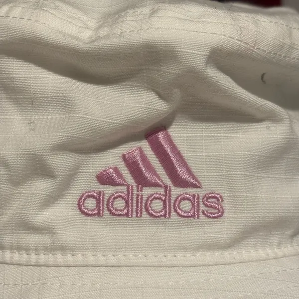 Adidas Women's Essentials Plus Bucket Hat White/Bliss Lilac one size - Image 4