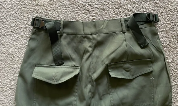 Olive Green Cargo Pants Size M - Image 3