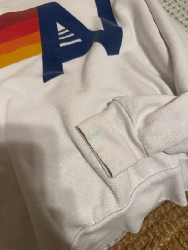 White Sweatshirt - Image 5