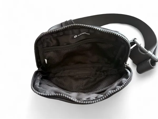 Lululemon Belt Bag - Image 2