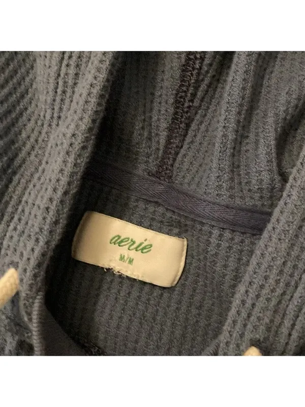 Aerie oversized waffle knit hooded pullover size medium - Image 2