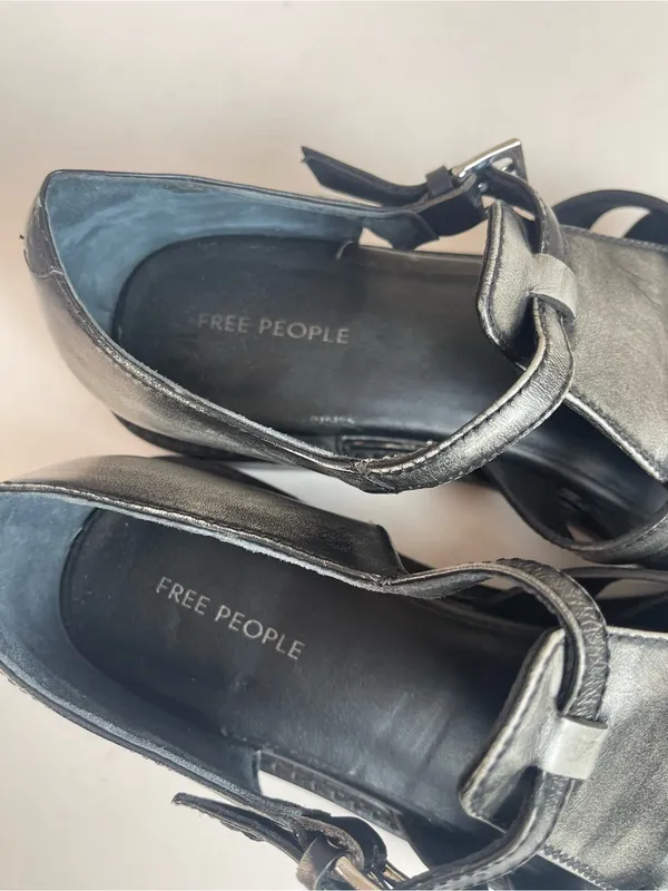 Free People Willow leather fisherman flat sandals distressed black Gladiator 8 - Image 13