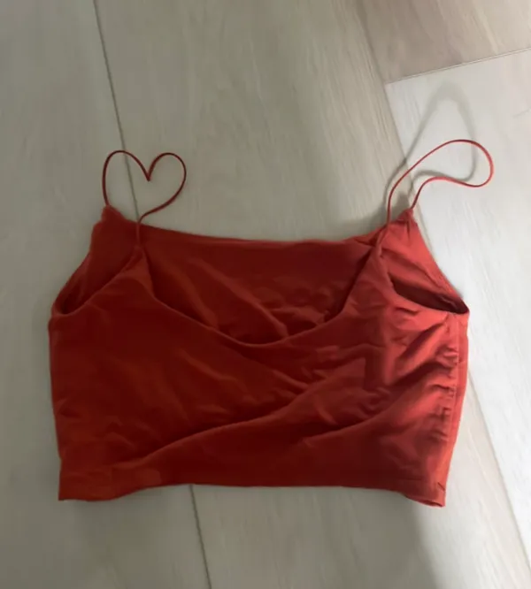 Aritzia Wilfred Free Tank - Image 3