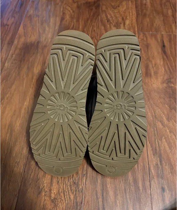 UGG Boots - Image 4
