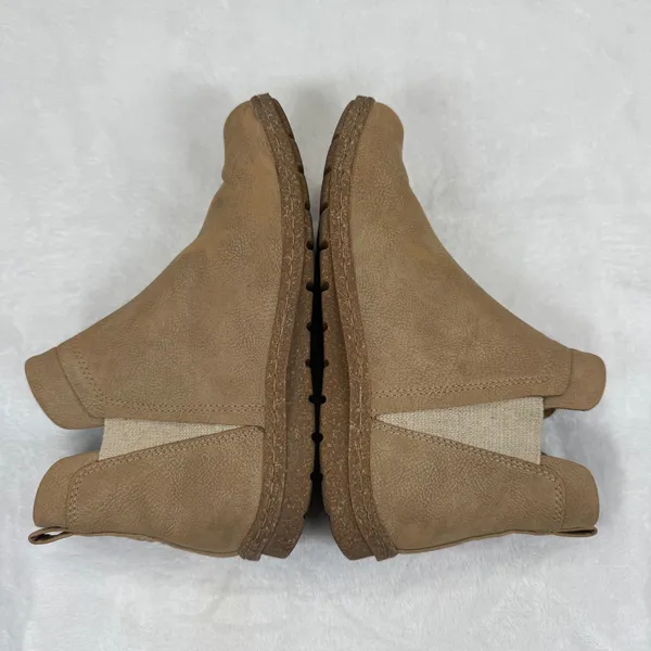 Baretraps Tan Chelsea Ankle Booties Faux Leather Round Toe Size 7M‎ BC0016702 - Image 8
