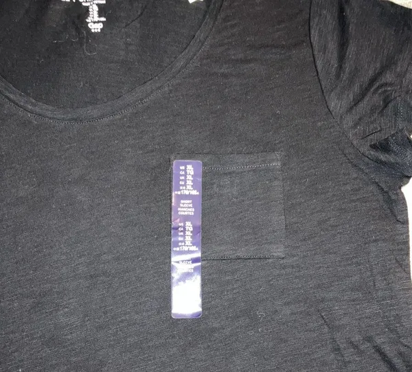 NWT Gap Easy Tee, XL - Image 2