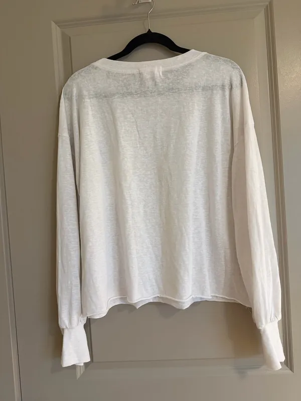 Carly Jean Los Angeles White Long Sleeve Tee - Image 3