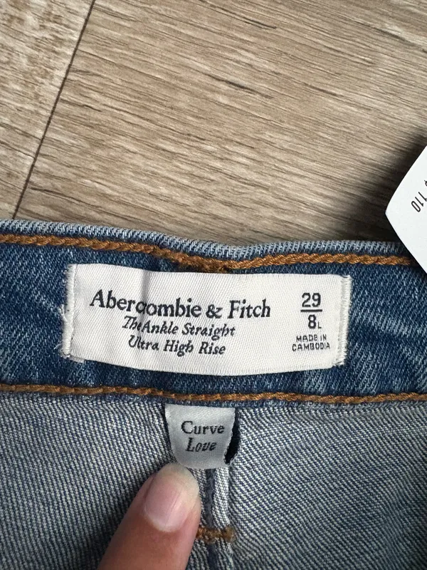 Abercrombie & Fitch The Ankle Straight Ultra High Rise Curve Love Jeans Sz 29/8L - Image 8