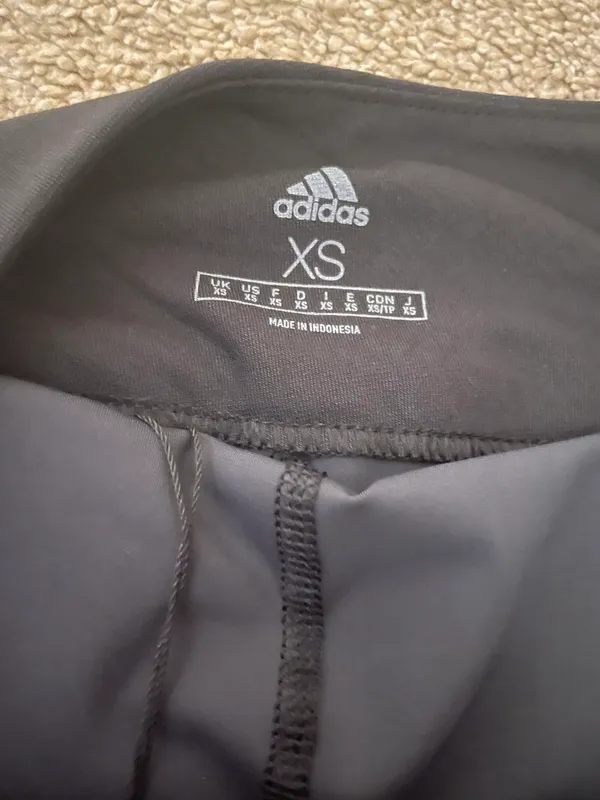 Adidas tennis/golf skirt - Image 3