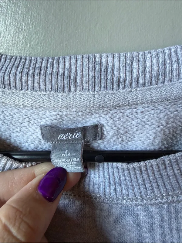Aerie Women’s Small Gray Oversized Crewneck Sweatshirt Cozy Pullover - Image 3