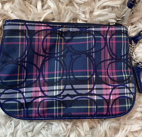 Coach Wristlet - Image 2