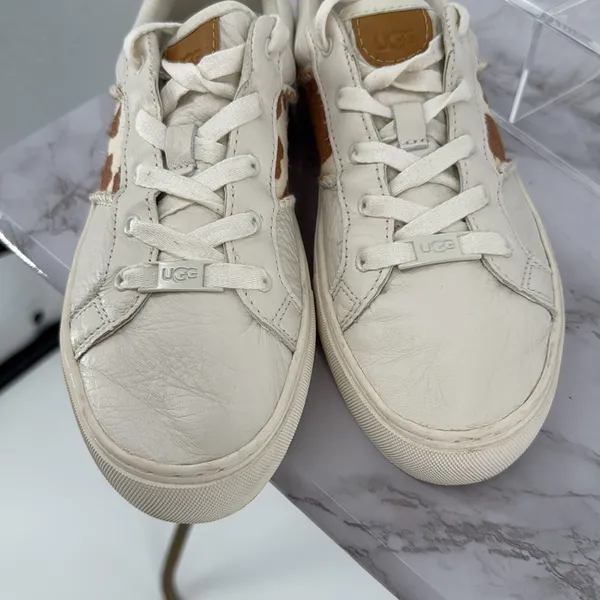 UGG Dinale Sneaker Lace Up‎ White Mesa Sand Cow Print Leather Casual Sz 8.5 US - Image 6
