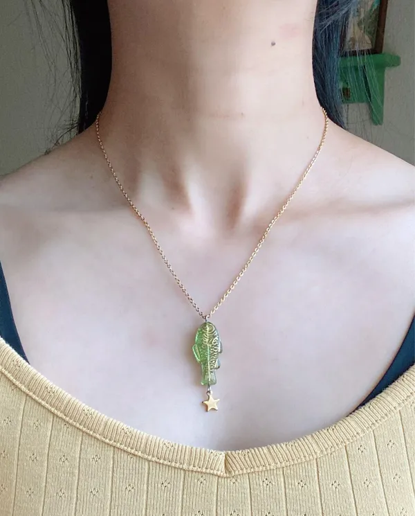 Handmade quality Czech glass green fish & star boho funky fairy necklace🌀🐟💚 - Image 5