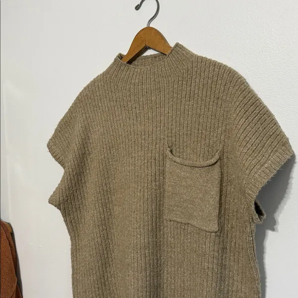 Entro Sweater Dress with Pocket Sz Medium - Image 4