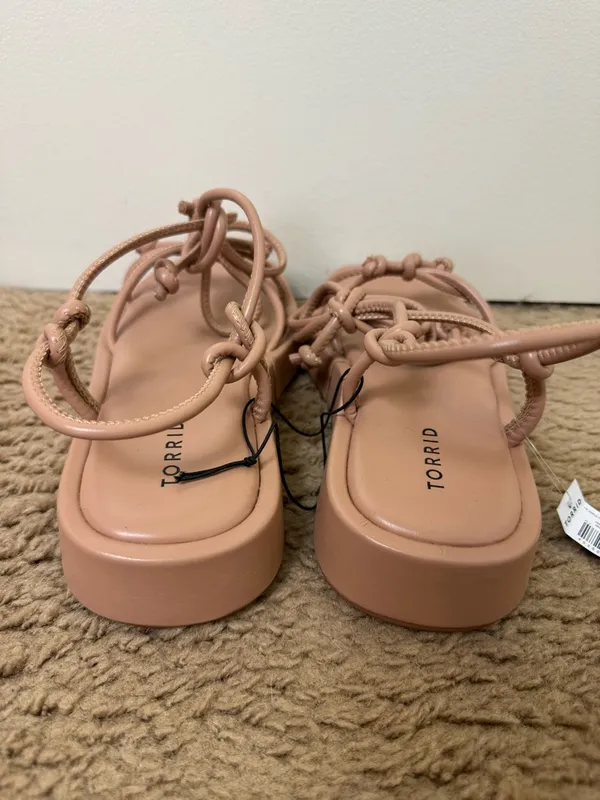 Torrid Tie Ankle Strappy Flatform Sandals in Camel NWT Size 8WW - Image 5