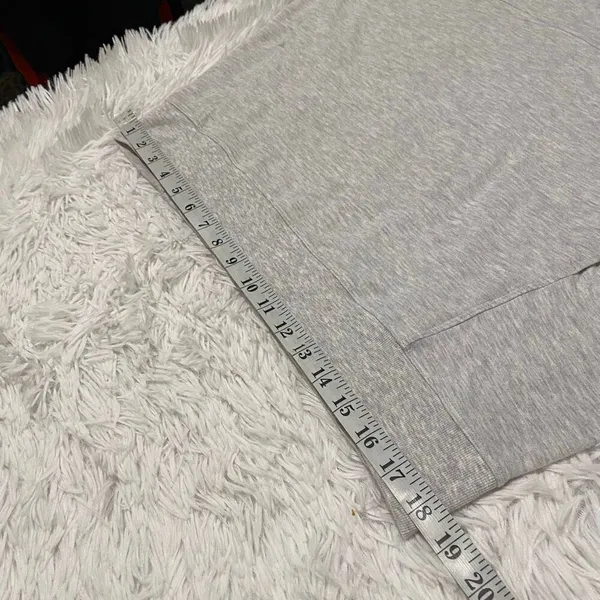 Lululemon Seek Stillness Hoodie in Heathered Core Ultra Light Grey M/L - Image 5