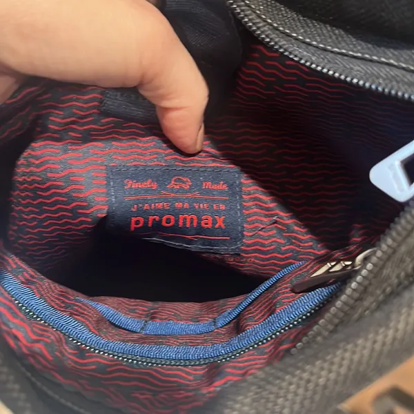 Promax black crossbody bag - Image 4