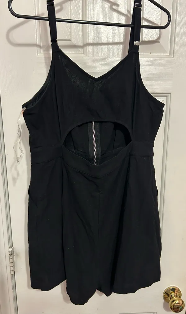 Lizard Thicket Black Romper - Image 2