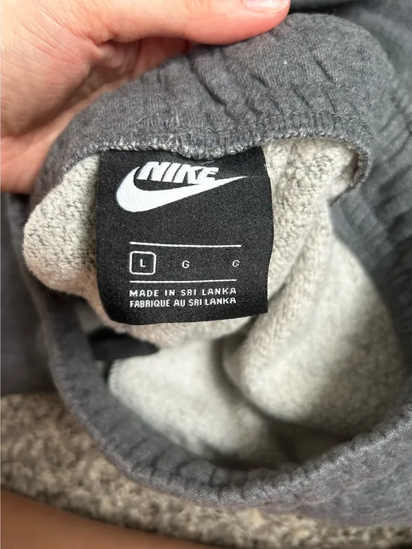 Nike Sweatpants Grey Low-Rise - Image 2