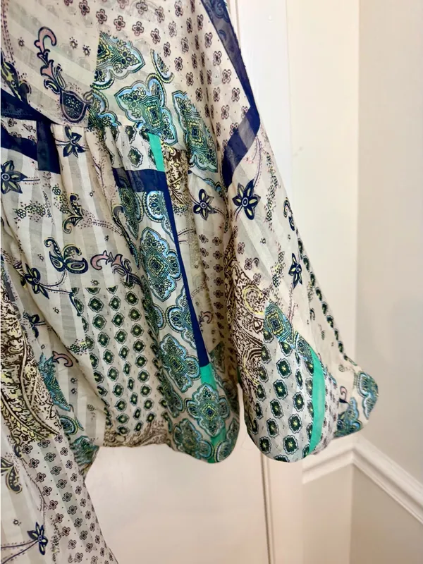 ee:Some Poet Balloon Sleeve Mixed Print Button Down Blouse Size L Paisley - Image 6