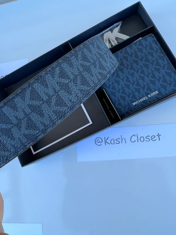 Michael Kors Mens Signature Belt & Billfold Wallet Set - Admiral/ Pale Blue - Image 9