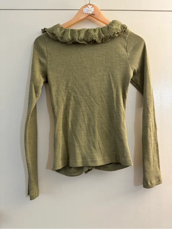 Anthropologie Ruffled and Laced Cardigan Top Sage Green Small - Image 9