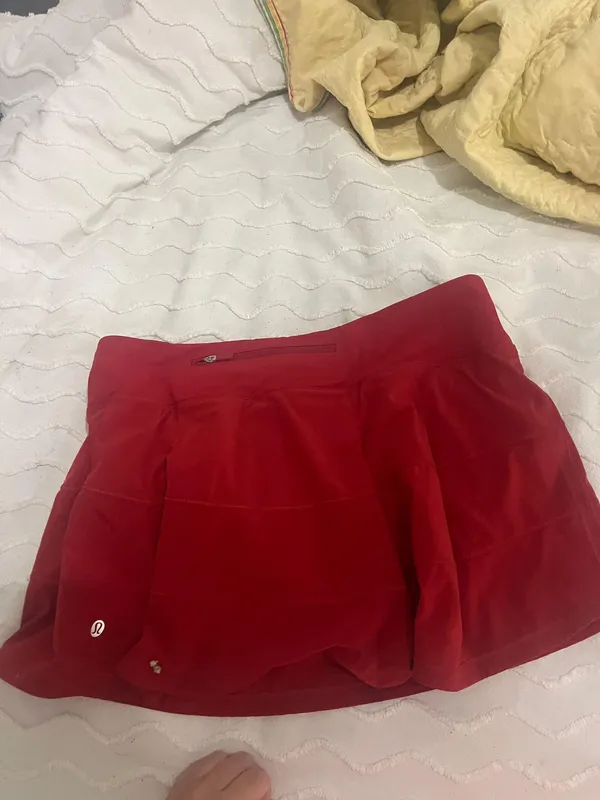 Lululemon Red Rival Skirt Size 6 - Image 3